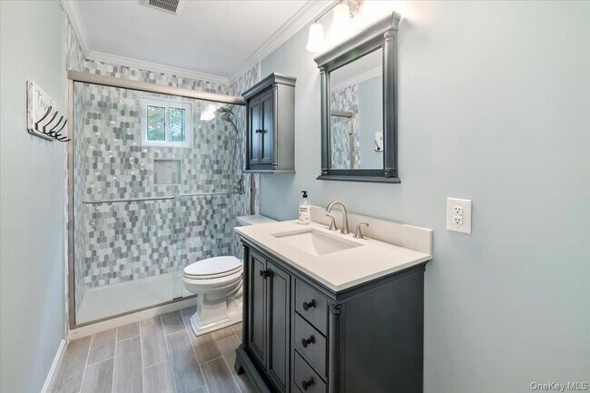 Building Photo - 107 Tennyson Dr