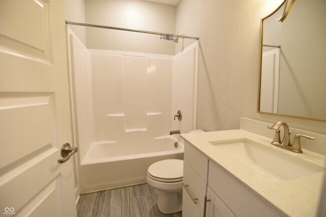 Building Photo - 1567 Jensen Dr