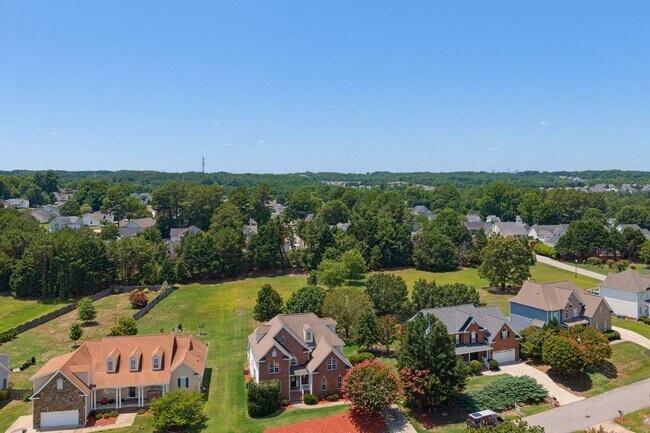 Building Photo - 2912 Oak Bridge Dr