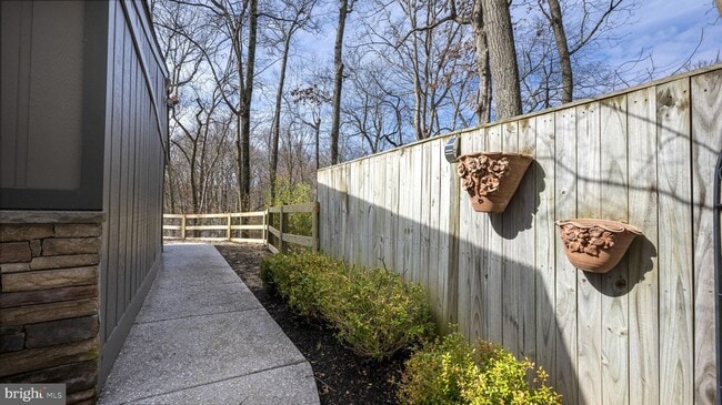Building Photo - 11450 Game Preserve Rd