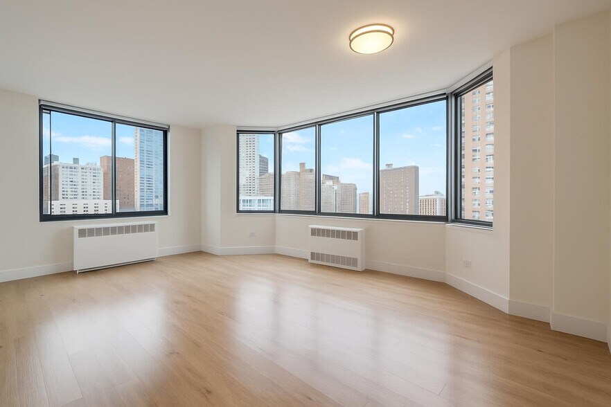 Building Photo - 1735 York Ave