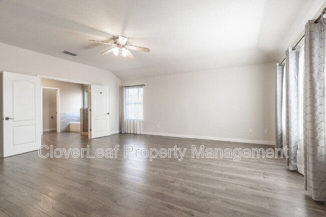 Building Photo - 407 Marbella Vista