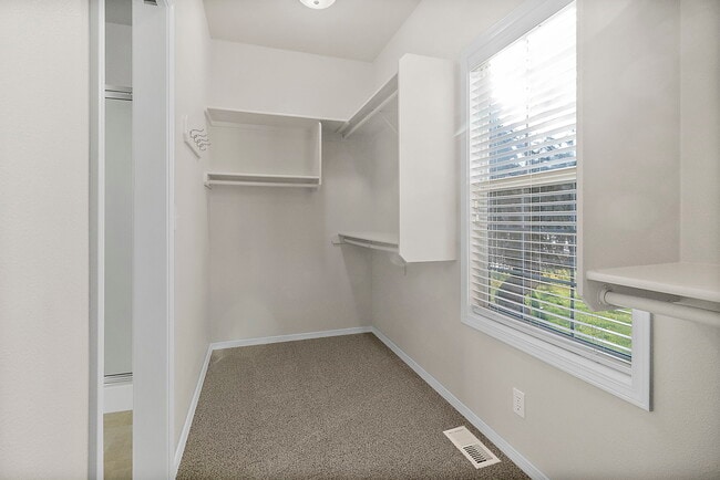 Building Photo - 10460 W Achillea St