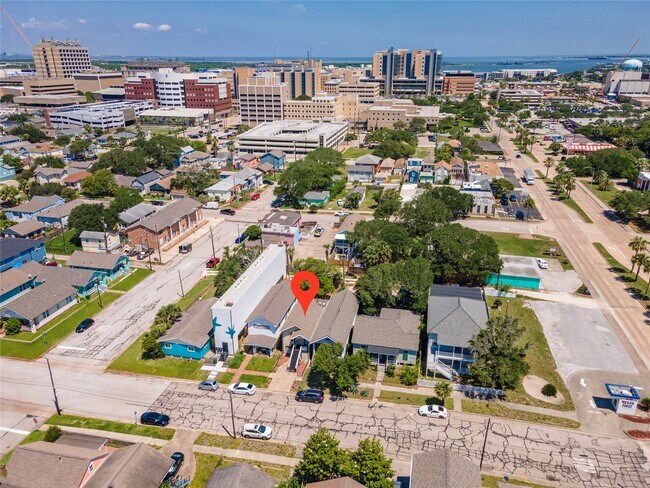 Building Photo - 620 Avenue H