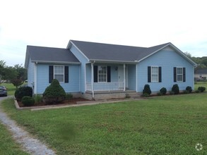 Building Photo - 232 Elmwood Dr