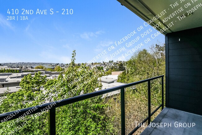 Building Photo - 410 2nd Ave S
