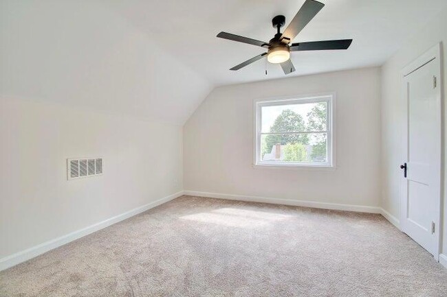 Building Photo - 797 Highland Ave