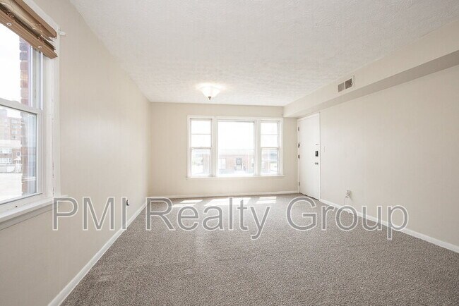 Building Photo - 1520 Coventry Rd