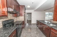 Building Photo - 1459 MacArthur Blvd