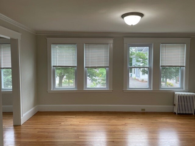 Building Photo - 229 Langley Rd