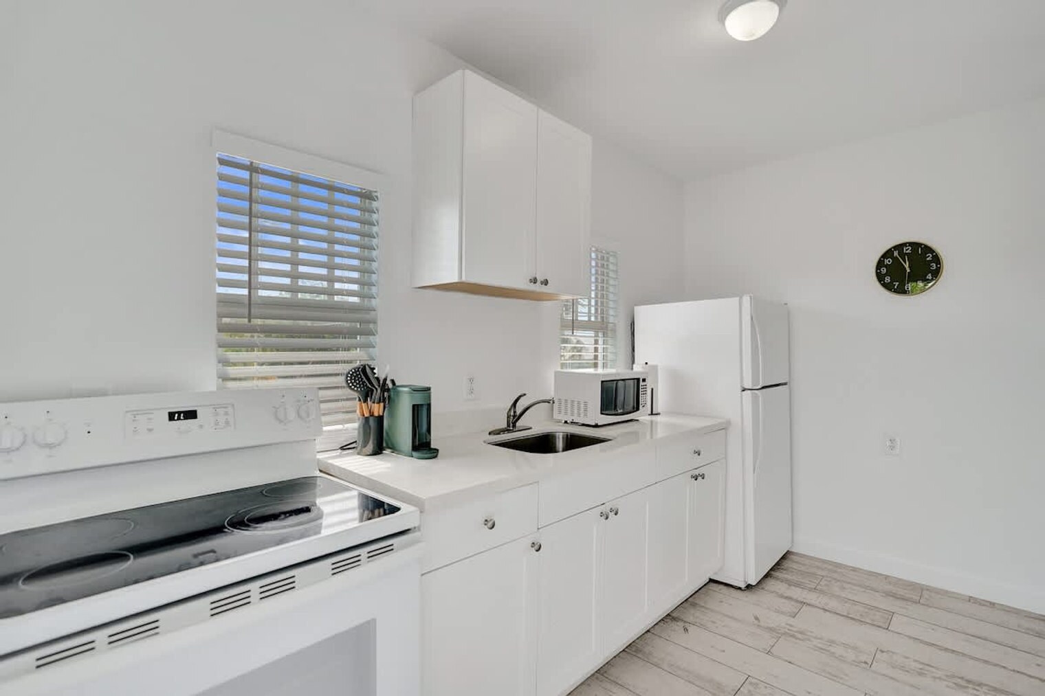 Building Photo - 901 N Federal Hwy