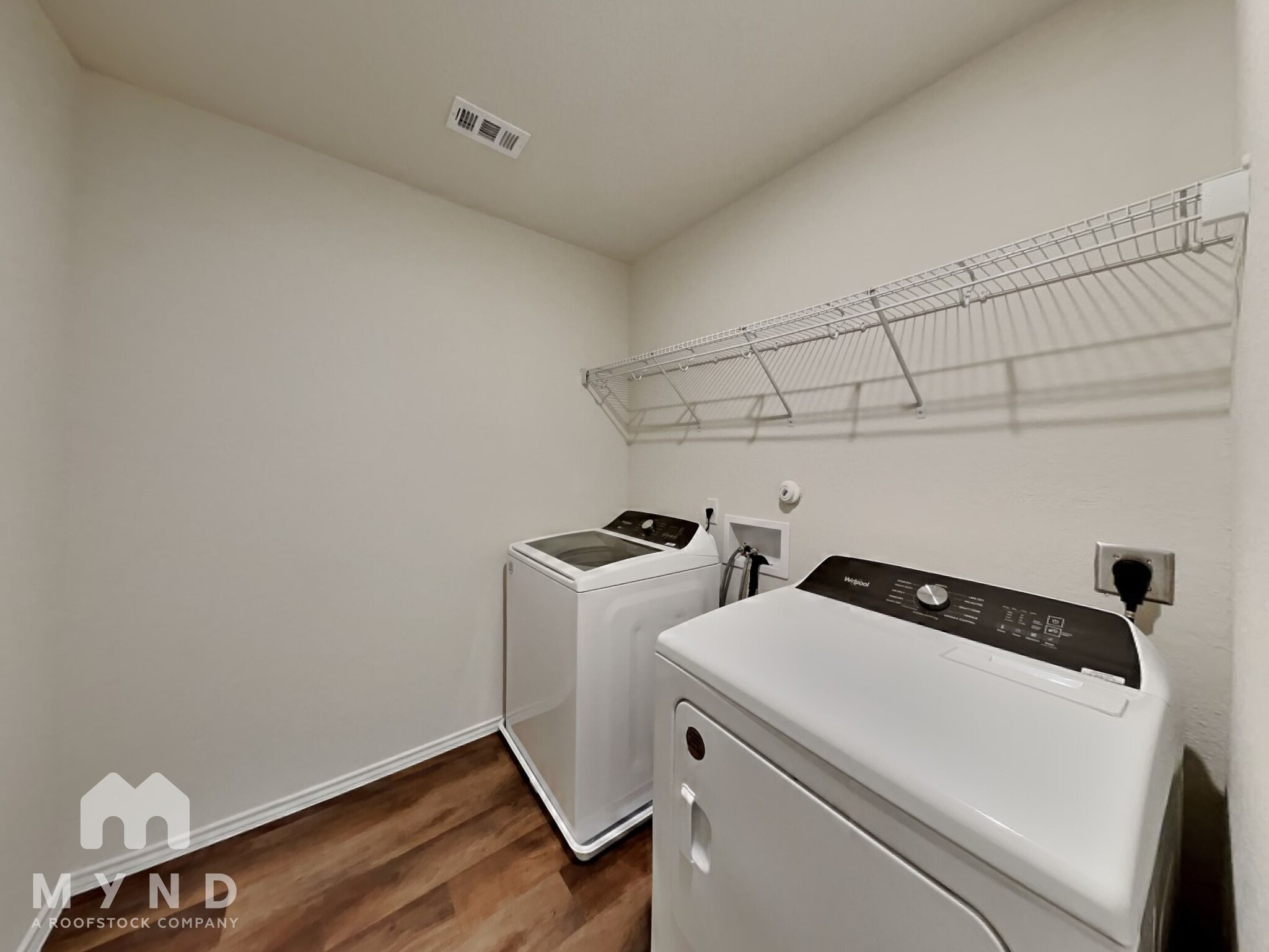Building Photo - 707 Wild Olive Wy
