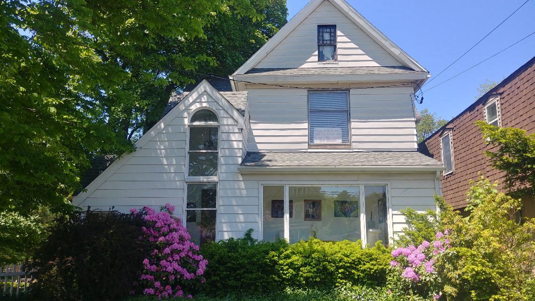 Convenient location - 2706 Buffalo Rd