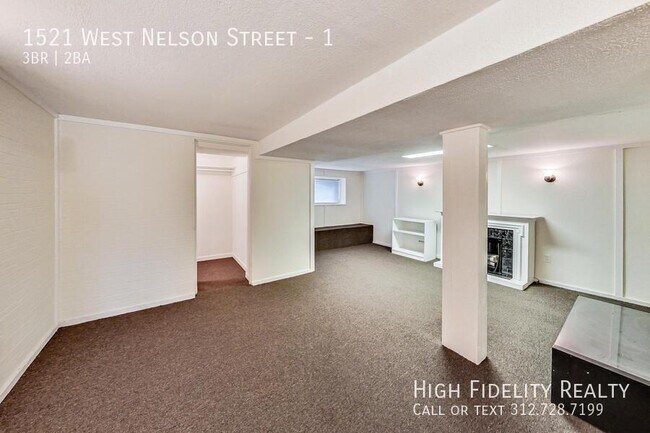 Building Photo - 1521 W Nelson St