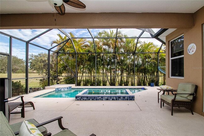Building Photo - 275 Dahlia Ct