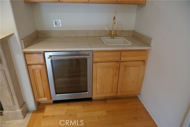 Building Photo - 1200 Oakwood Dr