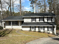 Building Photo - 4584 Tifton Ct