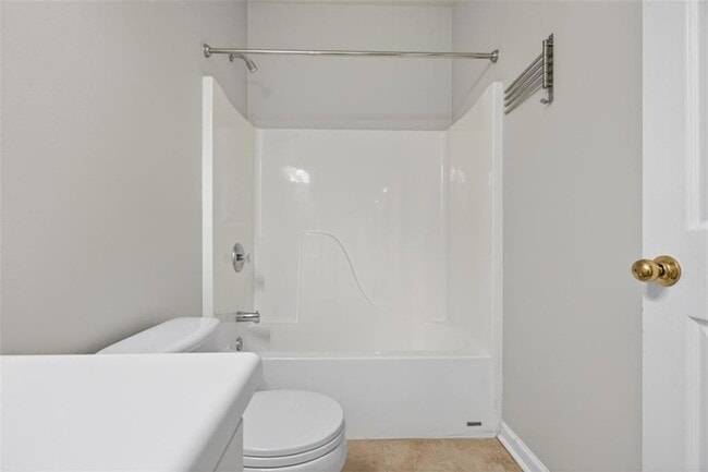 Building Photo - 2855 Stonehenge Ct