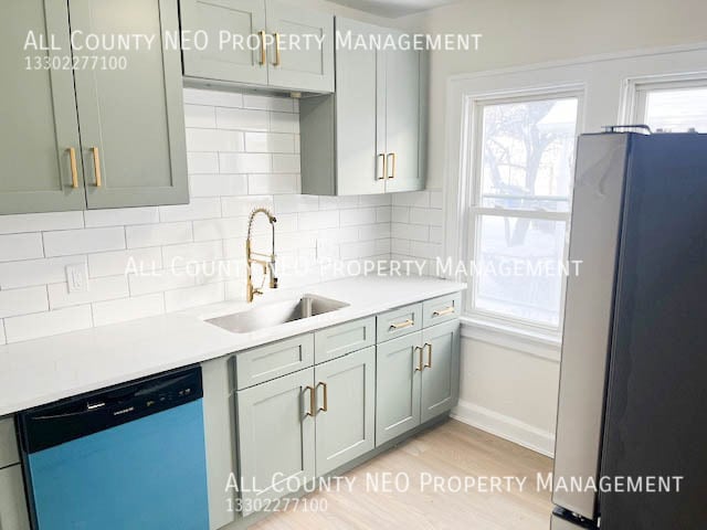 Building Photo - 4306 Buechner Ave