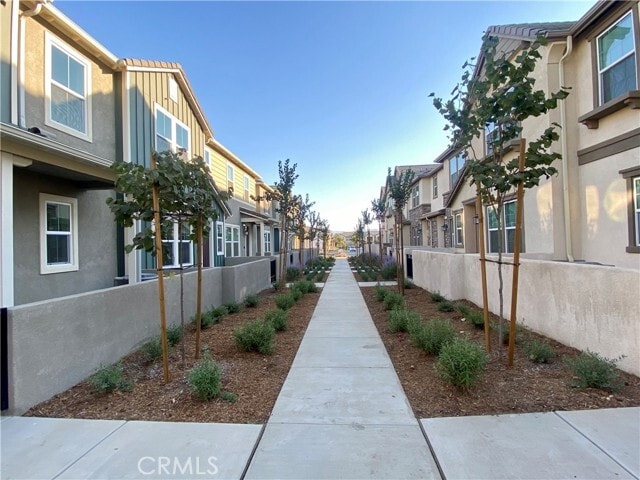 Building Photo - 3943 E Carmel Privado