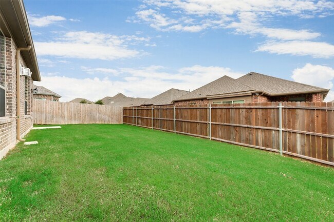 Building Photo - 8512 Meadow Sweet Lane
