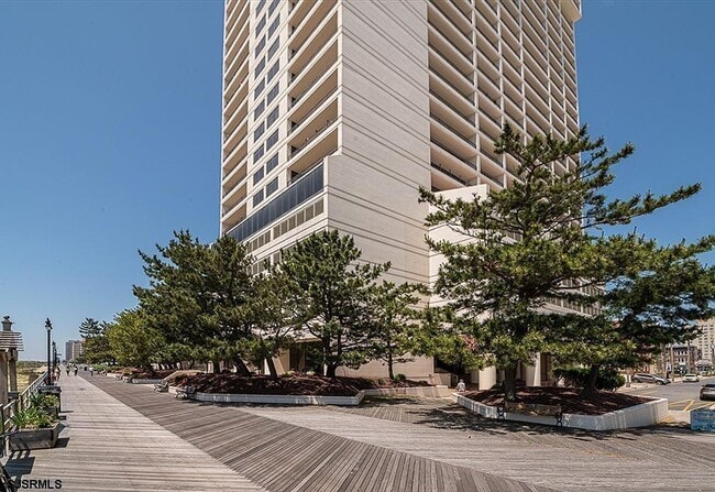 Building Photo - 3851 Boardwalk