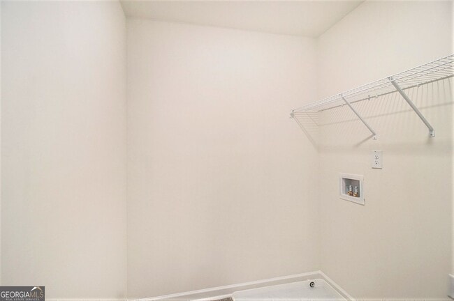 Building Photo - 568 Whitman Ln