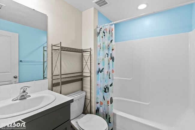 Building Photo - Welcome Home: Big Yard, Garage, and Pets A...