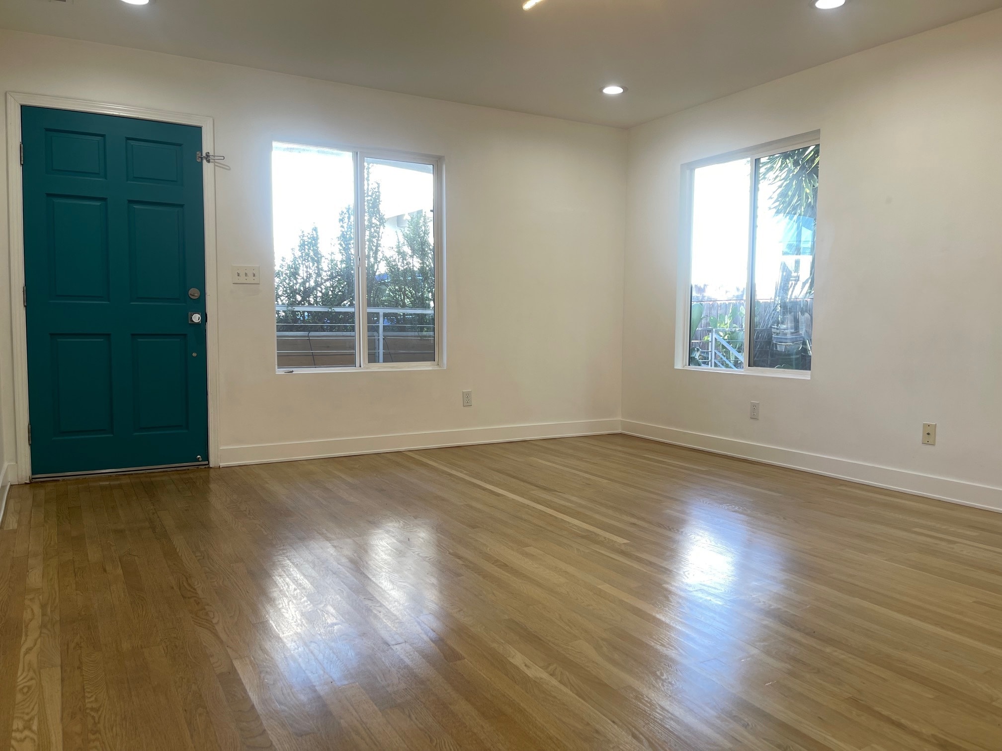 Building Photo - 479 Nassau Ave