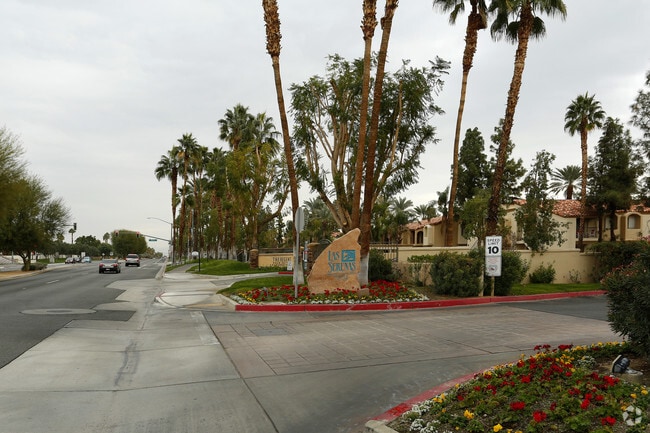 Las Serenas Apartments - Palm Desert, CA | Apartment Finder