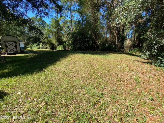 Building Photo - 908 Helen St