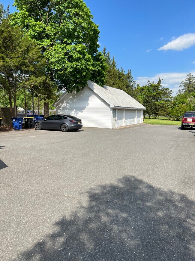 Building Photo - 47 S Main St