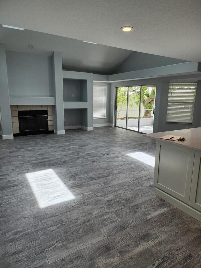 Building Photo - 3407 Fort Nelson Ln