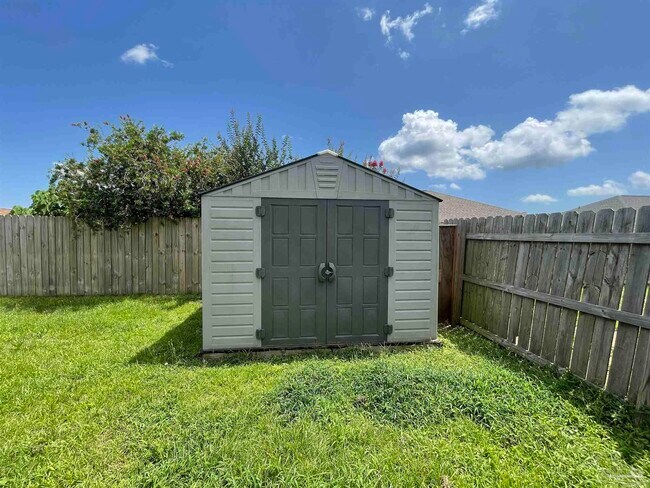 Building Photo - 7025 Boo Ln