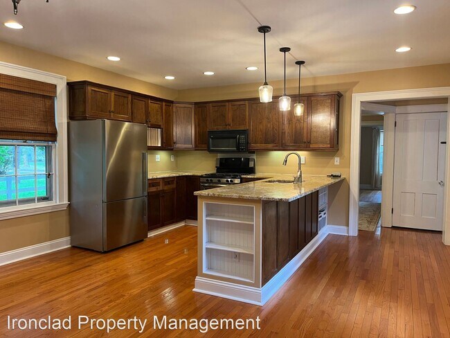 Building Photo - 2 br, 1 bath House - 187 Pratt Street