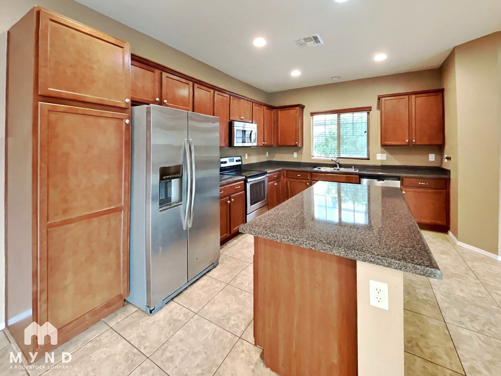 Building Photo - 10991 E Midnight Moon Ln