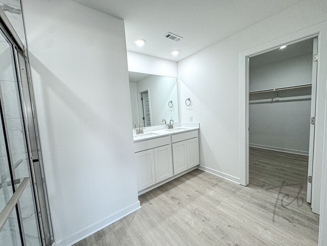 Building Photo - New Construction 4 Bedroom, 2 Bathroom Hom...