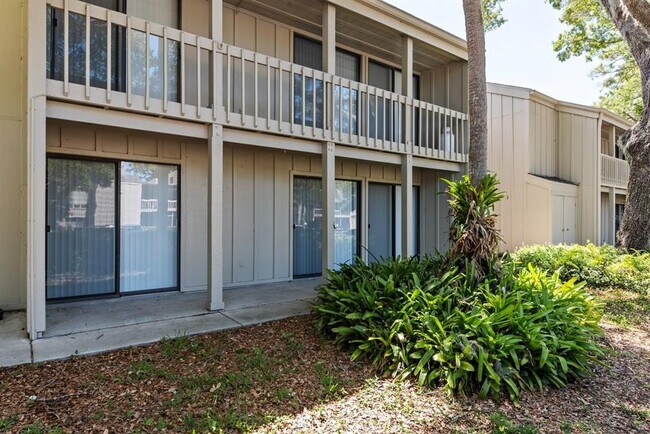 Building Photo - 2232 Bahia Vista St