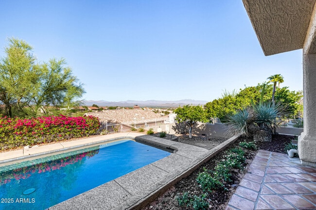 Building Photo - 15848 E Brodiea Dr