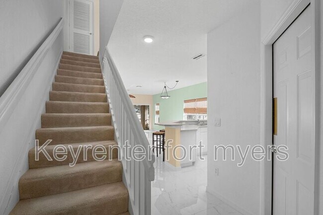 Building Photo - 8535 Athena Ct