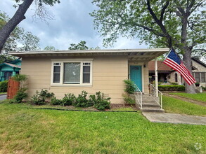Building Photo - Unbeatable Location – Walk to the Guadalup...