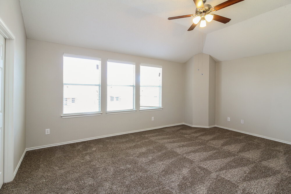 Building Photo - 2309 Raven Ct
