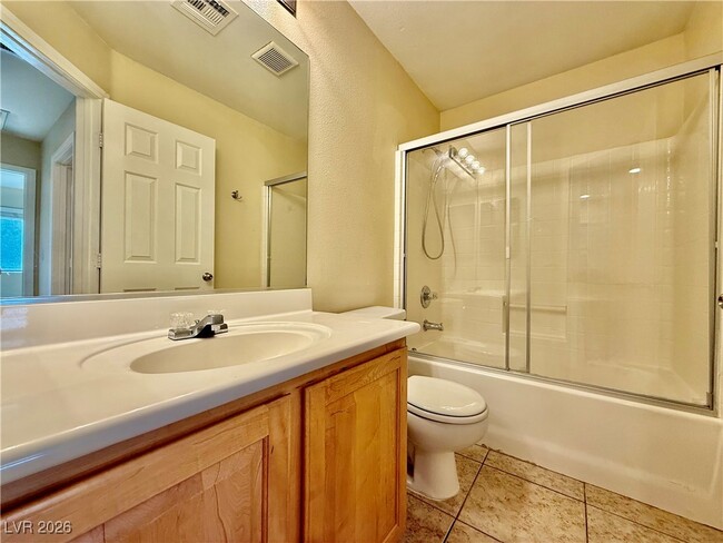 Building Photo - 10256 Missouri Meadows St