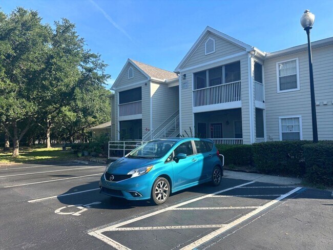 Building Photo - 1 Bed/1 Bath Condo. You'll Love This Commu...