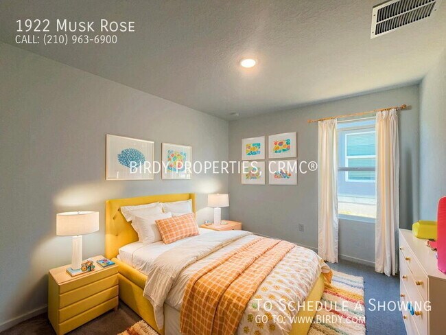 Building Photo - 1922 Musk Rose