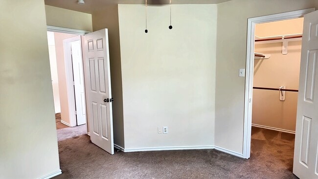 Building Photo - 39 S Camellia Grove Cir