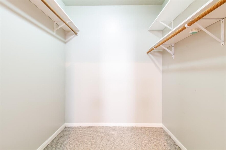 walk in closet - 2505 Austin St