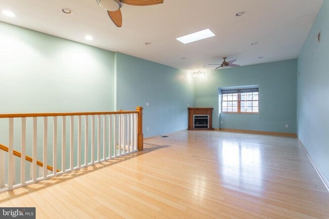 Building Photo - 4436 Sansom St