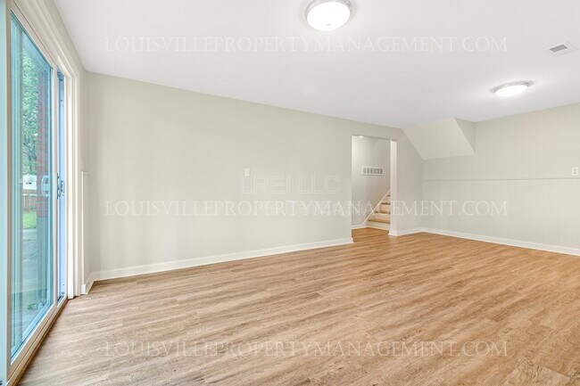 Building Photo - 3817 Klondike Ln