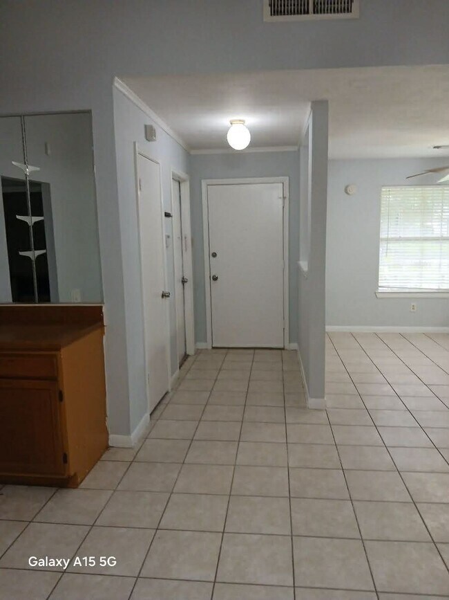 Building Photo - 11535 Brook Meadow Dr